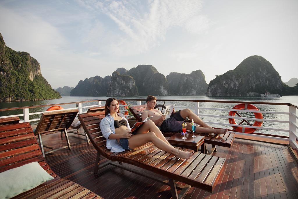 Secret Halong Cruise Hotel Ha Long Bagian luar foto