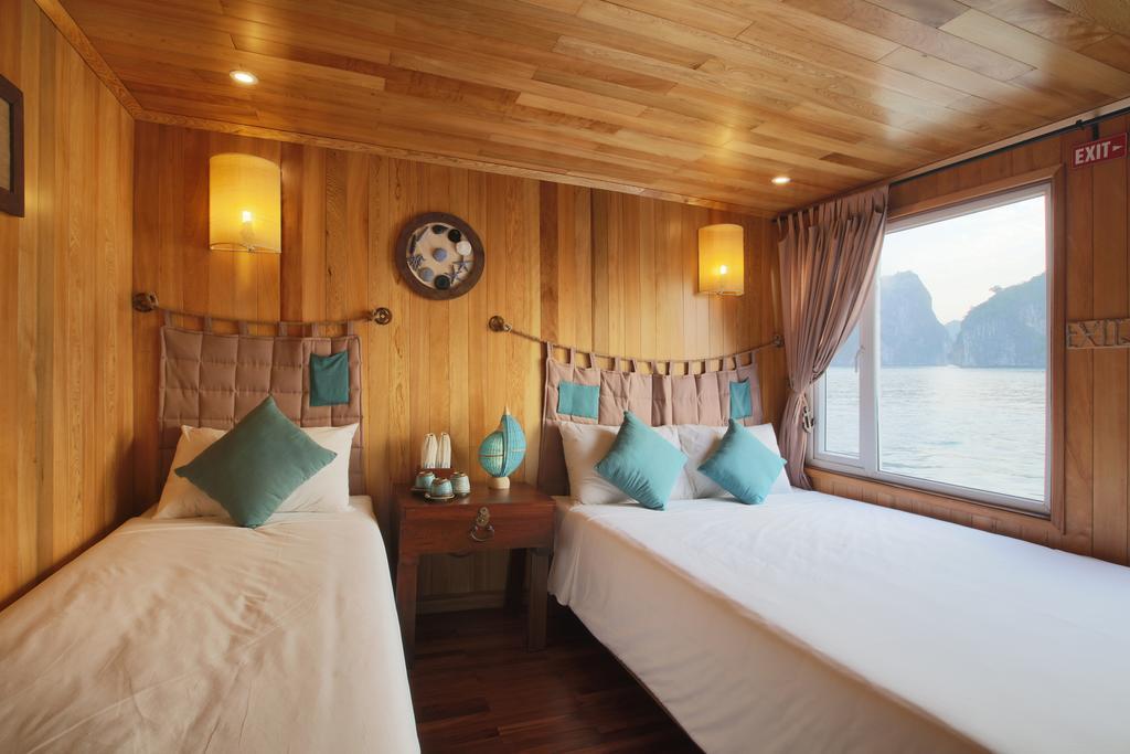 Secret Halong Cruise Hotel Ha Long Bagian luar foto