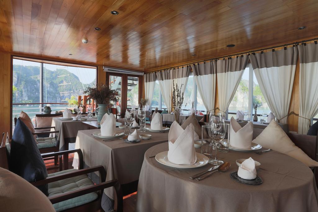 Secret Halong Cruise Hotel Ha Long Bagian luar foto