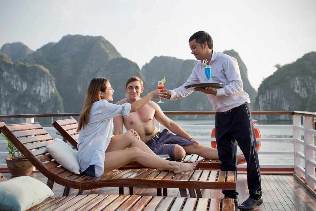 Secret Halong Cruise Hotel Ha Long Bagian luar foto