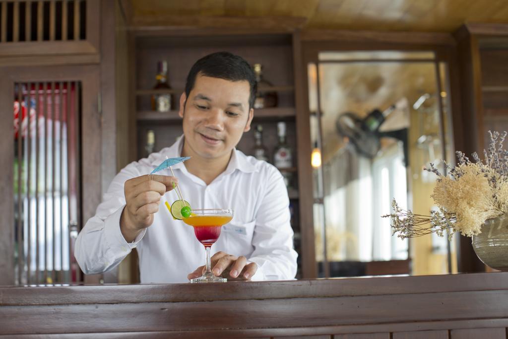 Secret Halong Cruise Hotel Ha Long Bagian luar foto