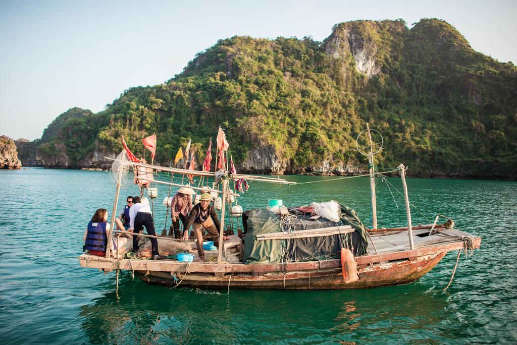 Secret Halong Cruise Hotel Ha Long Bagian luar foto
