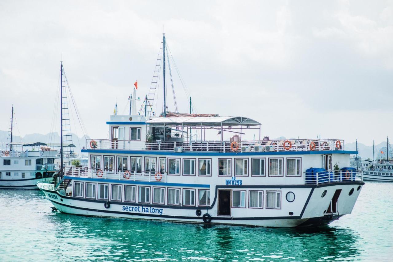 Secret Halong Cruise Hotel Ha Long Bagian luar foto