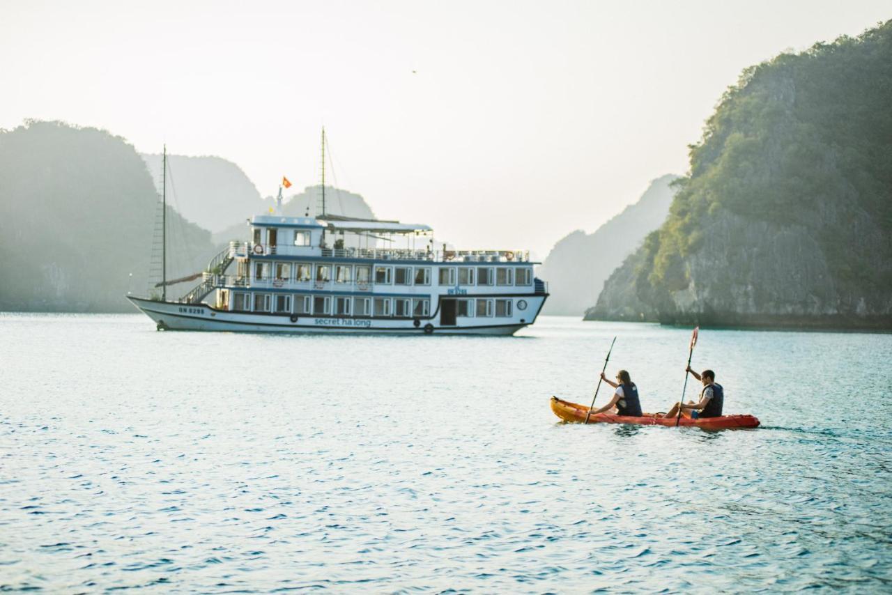 Secret Halong Cruise Hotel Ha Long Bagian luar foto