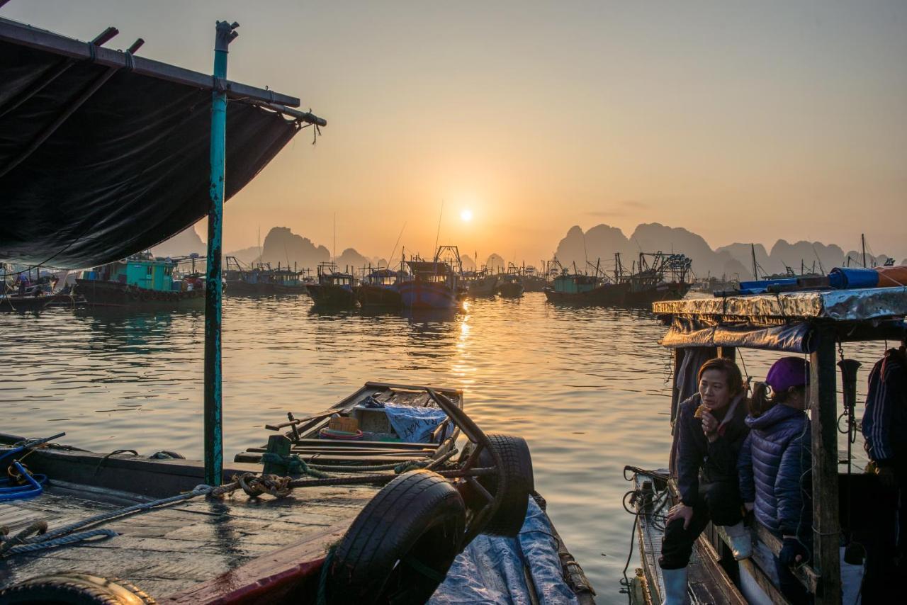 Secret Halong Cruise Hotel Ha Long Bagian luar foto