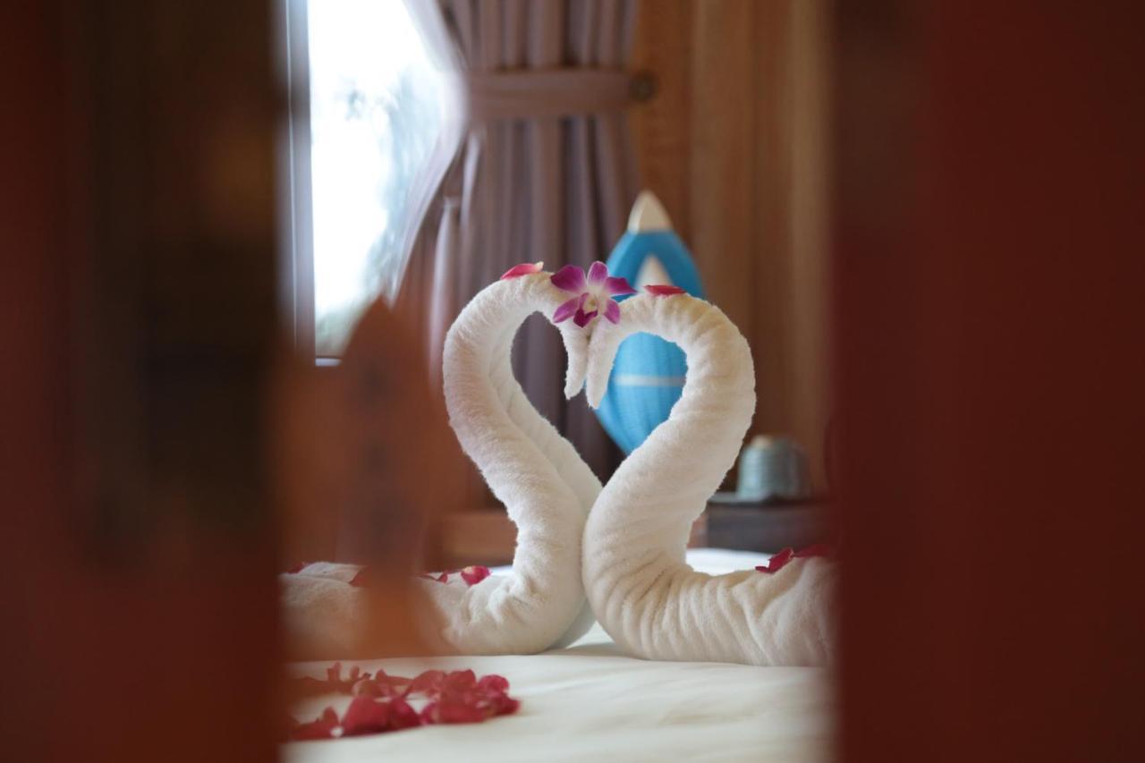 Secret Halong Cruise Hotel Ha Long Bagian luar foto
